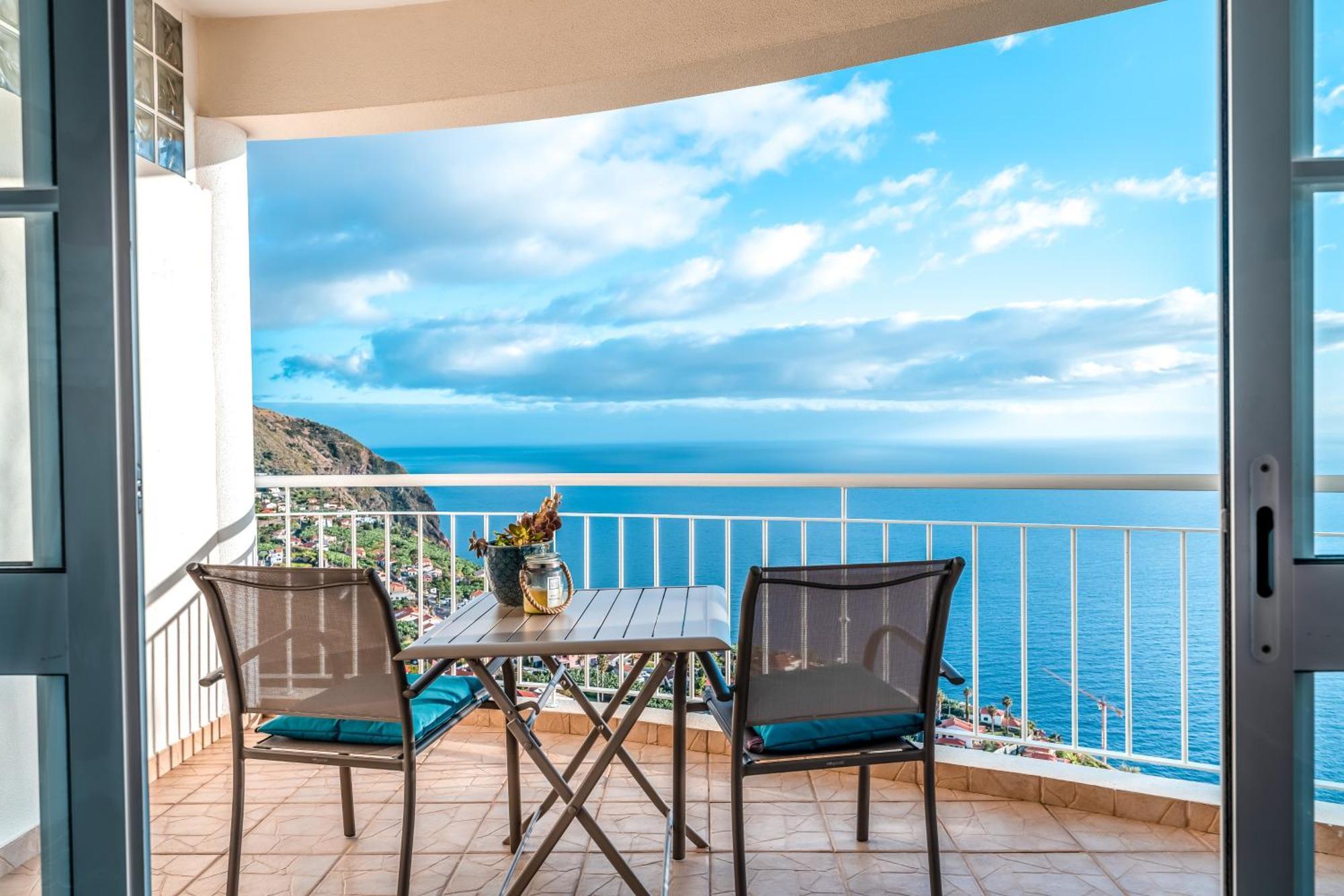 Casa Serena Apartments Arco da Calheta  Bagian luar foto